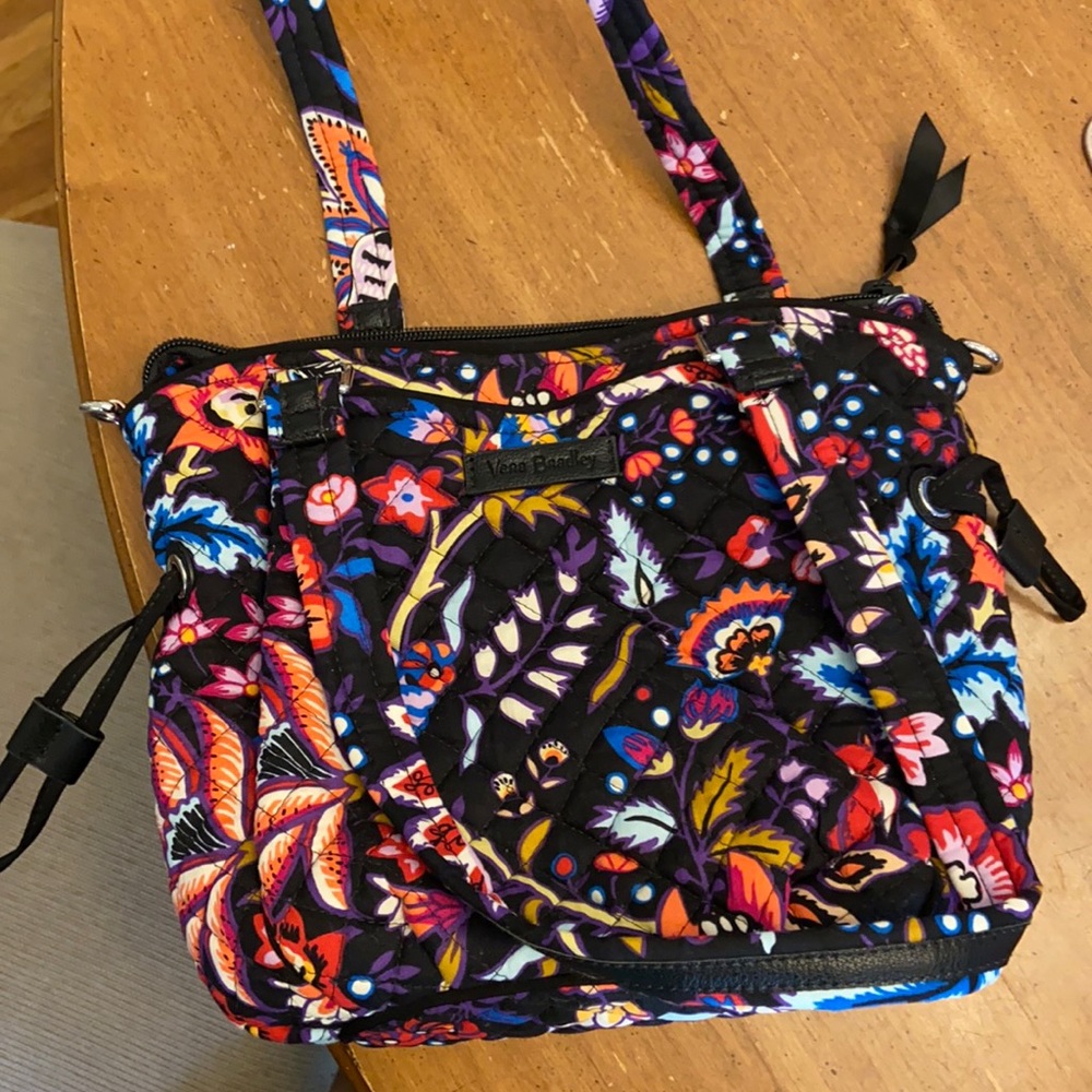 NWOT Vera Bradley handbag in Foxwoods